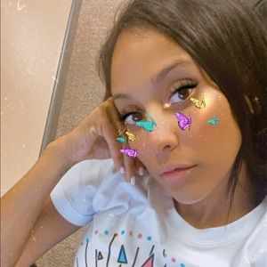 Meet your Posher, Veronica